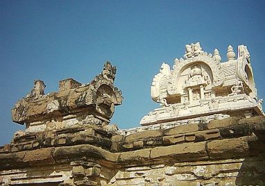 2300279234_887b002702