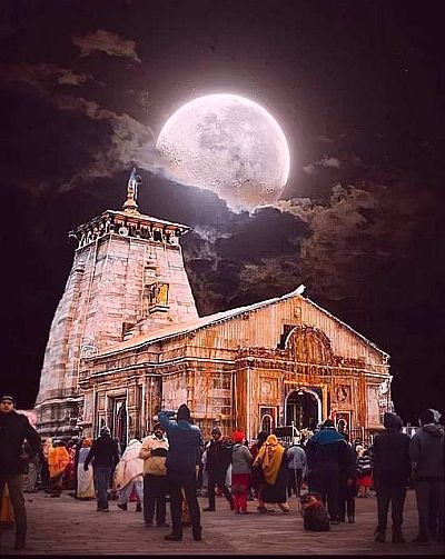 Kedarnath moon